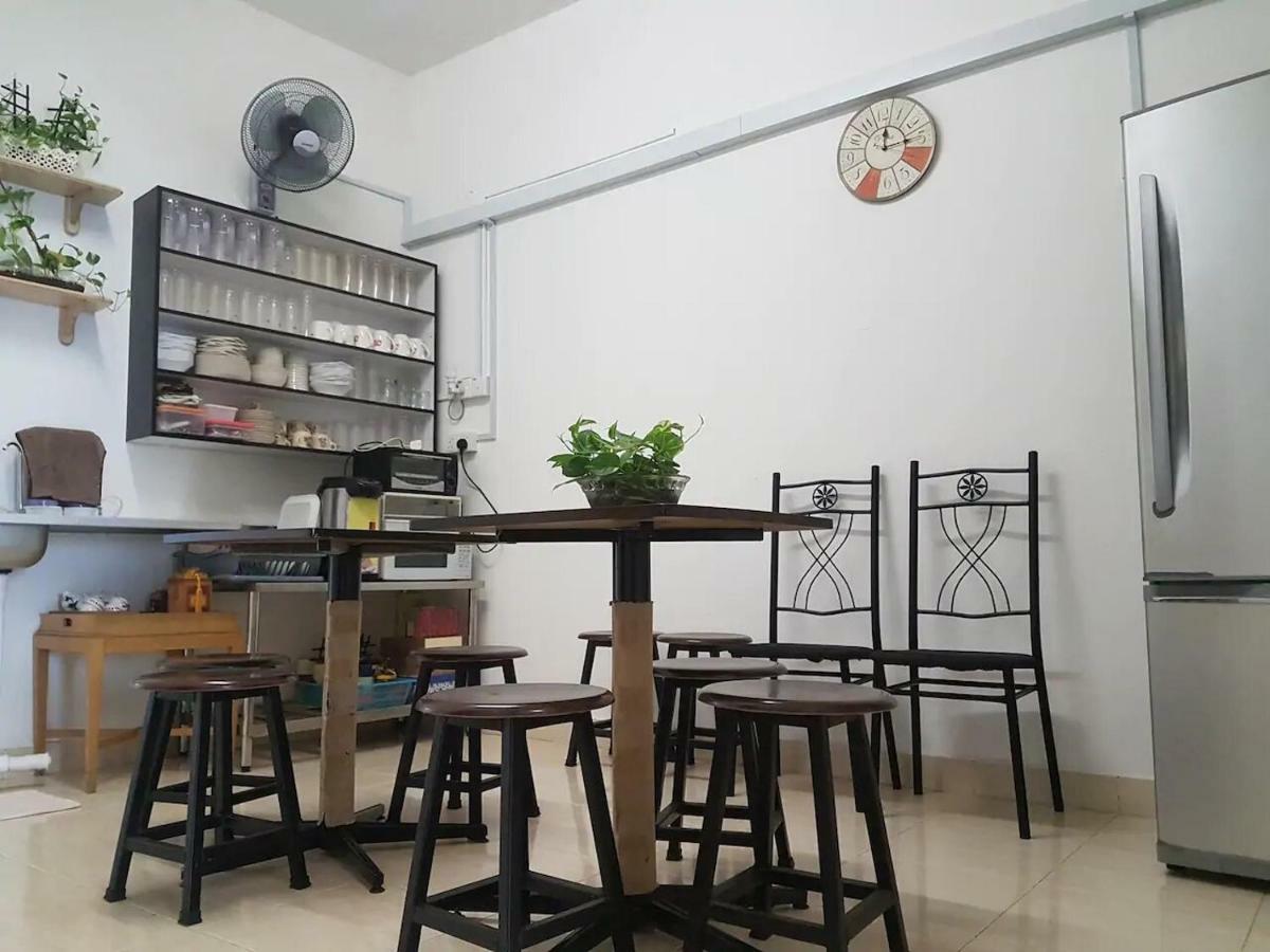 Homestay 4U Malacca Exterior photo