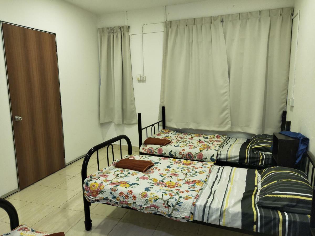 Homestay 4U Malacca Exterior photo